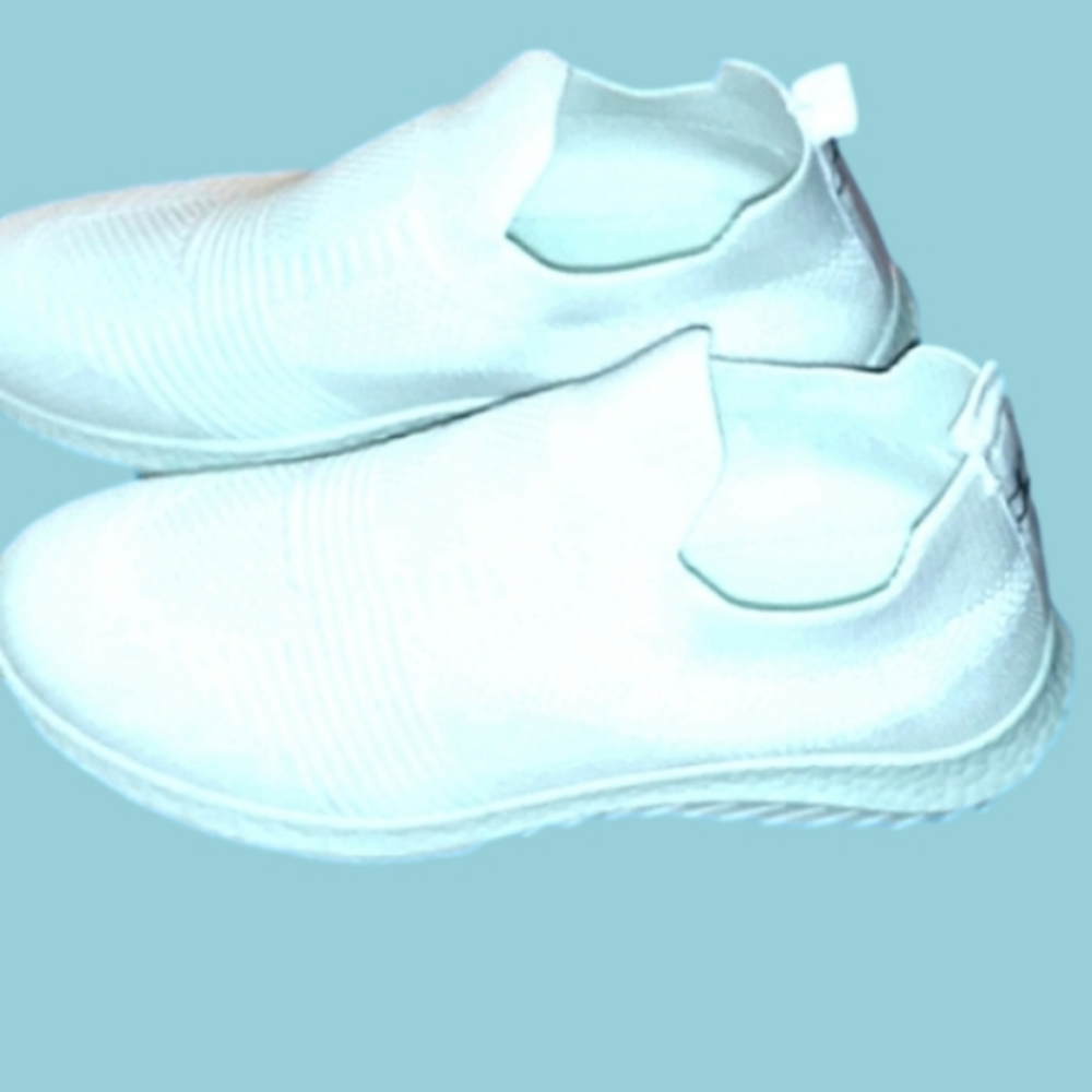 Wonderfully White & WASHABLE!